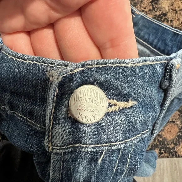Lucky brand crop jeans - Picture 5 of 7